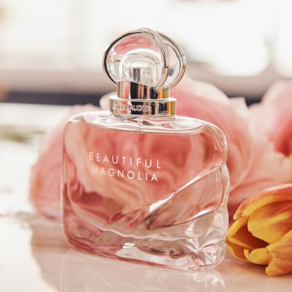 Estée Lauder Beautiful Magnolia Eau de Parfum Spray with Notes of Lush Magnolia, Solar Gardenia, Warm Woods & Luminous Musk | Women's Perfume